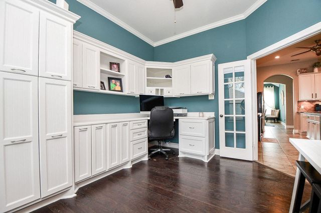 202 Bailey Brook Lane, Dickinson, TX 77539