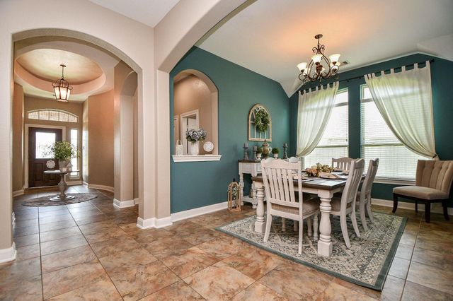 202 Bailey Brook Lane, Dickinson, TX 77539