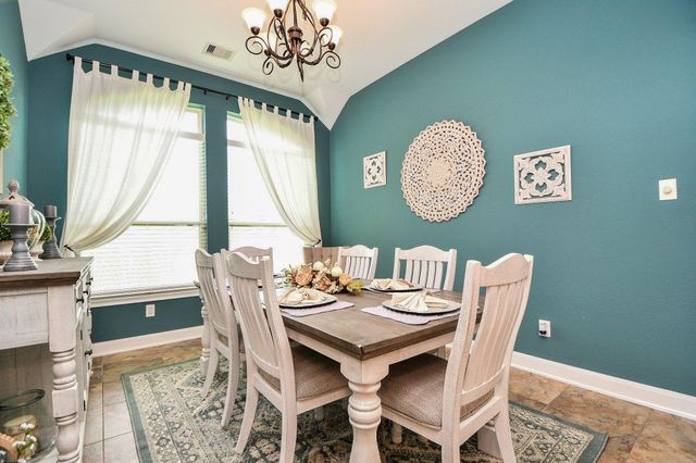 202 Bailey Brook Lane, Dickinson, TX 77539