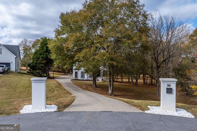 96 Indian Creek Way, Hoschton, GA 30548