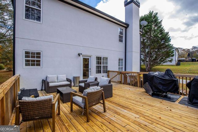 96 Indian Creek Way, Hoschton, GA 30548