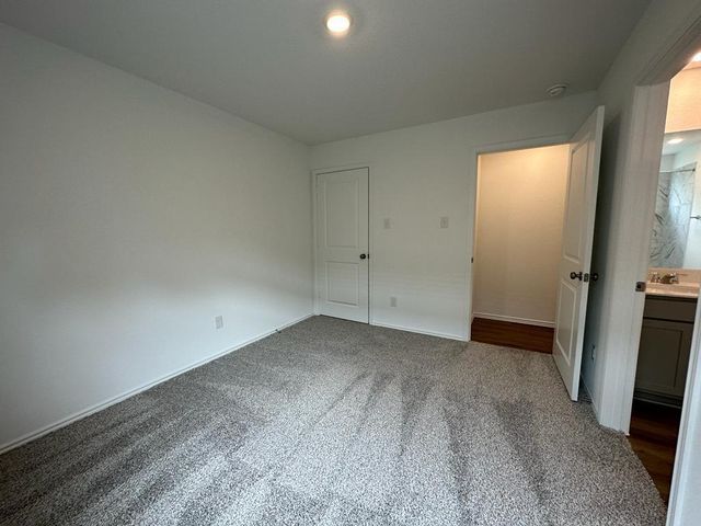 365 Sonterra DR, San Marcos, TX 78666