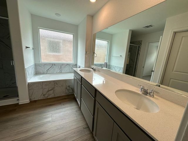 365 Sonterra DR, San Marcos, TX 78666