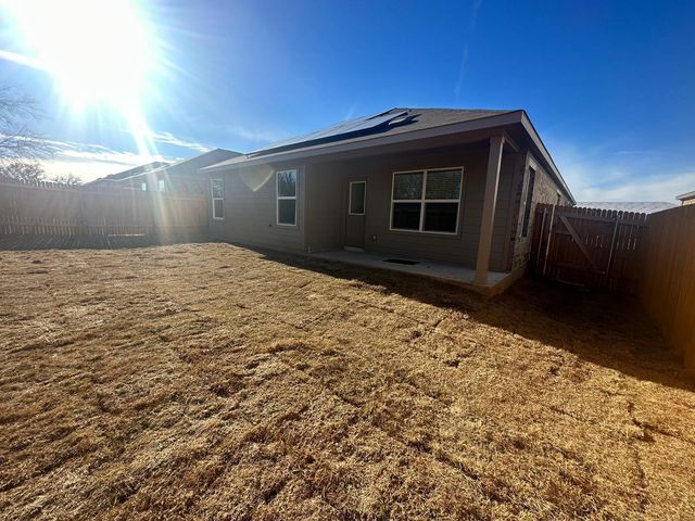 365 Sonterra DR, San Marcos, TX 78666