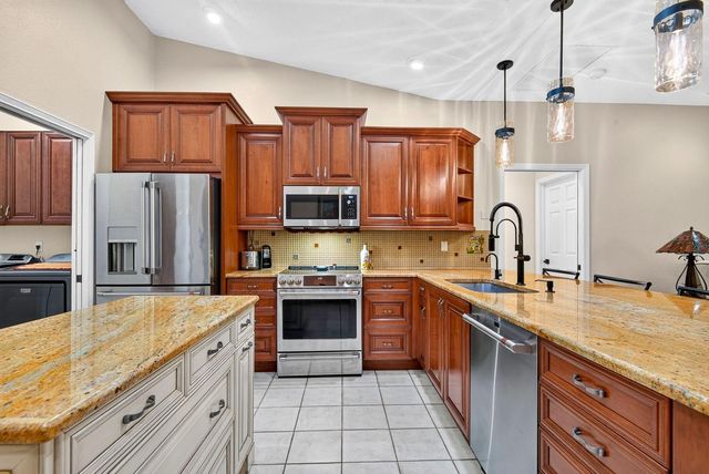 2073 MISTY SUNRISE TRAIL, Sarasota, FL 34240