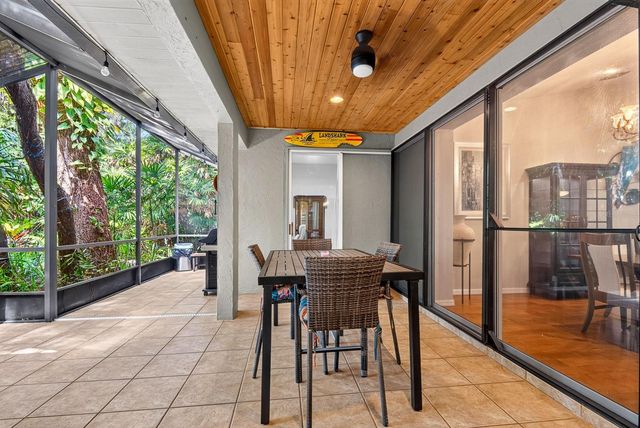 2073 MISTY SUNRISE TRAIL, Sarasota, FL 34240