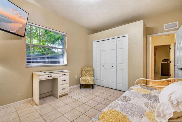 2073 MISTY SUNRISE TRAIL, Sarasota, FL 34240