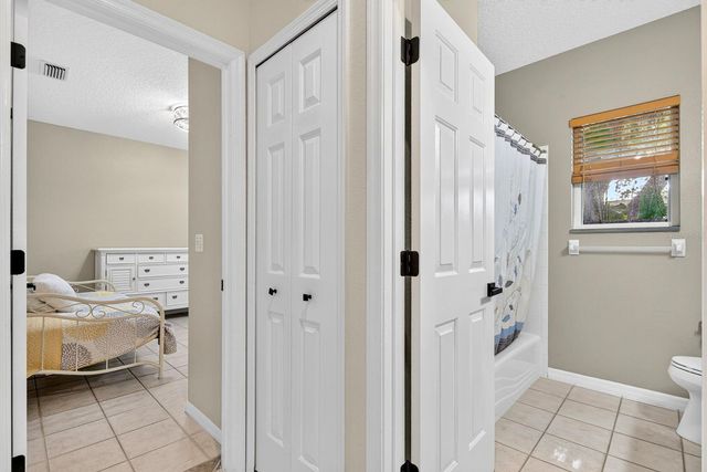 2073 MISTY SUNRISE TRAIL, Sarasota, FL 34240