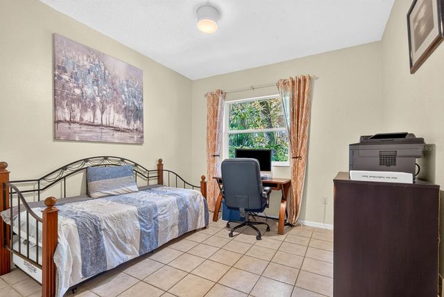 2073 MISTY SUNRISE TRAIL, Sarasota, FL 34240