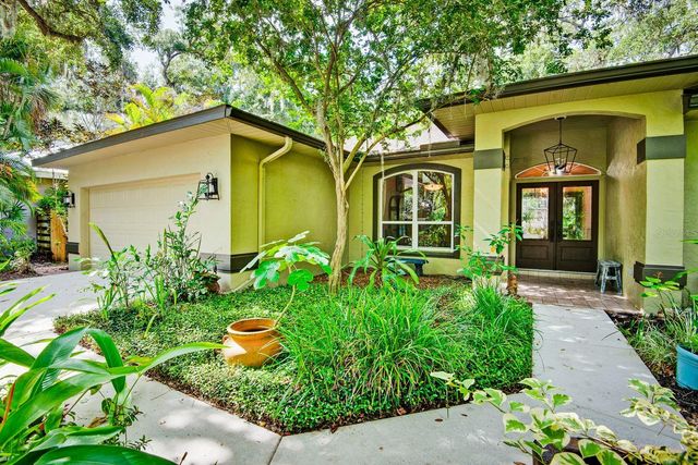 2073 MISTY SUNRISE TRAIL, Sarasota, FL 34240