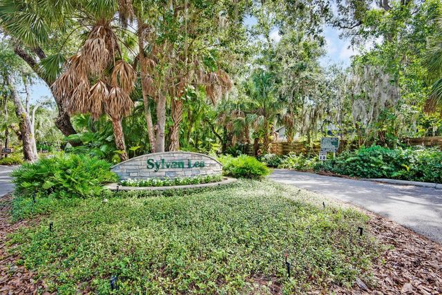 2073 MISTY SUNRISE TRAIL, Sarasota, FL 34240