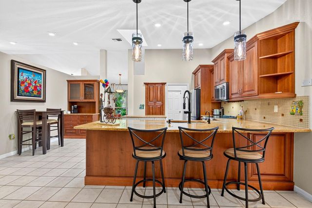 2073 MISTY SUNRISE TRAIL, Sarasota, FL 34240
