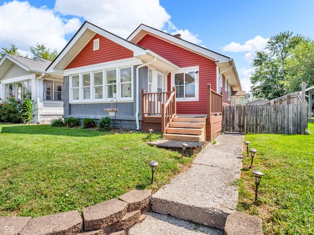 209 S 6th Avenue, Beech Grove, IN 46107