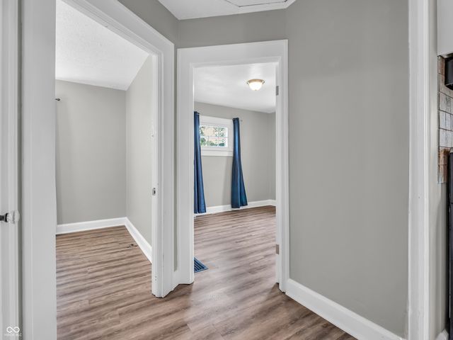 209 S 6th Avenue, Beech Grove, IN 46107