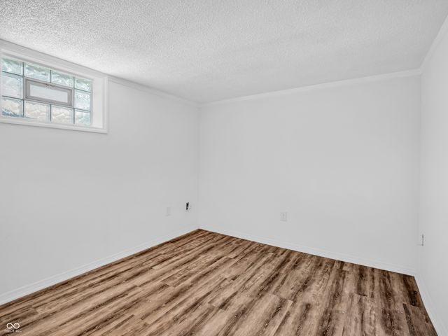 209 S 6th Avenue, Beech Grove, IN 46107