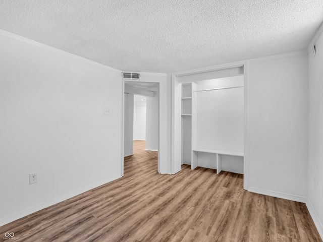 209 S 6th Avenue, Beech Grove, IN 46107