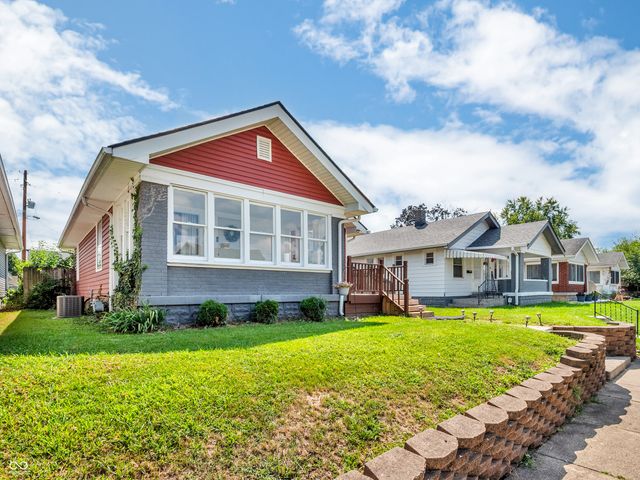 209 S 6th Avenue, Beech Grove, IN 46107