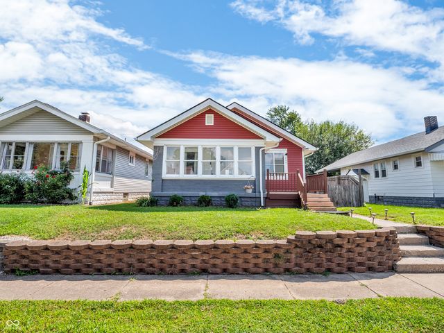209 S 6th Avenue, Beech Grove, IN 46107
