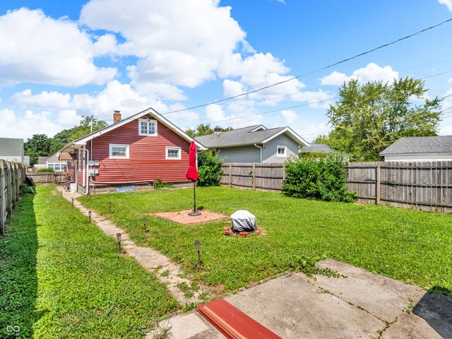 209 S 6th Avenue, Beech Grove, IN 46107