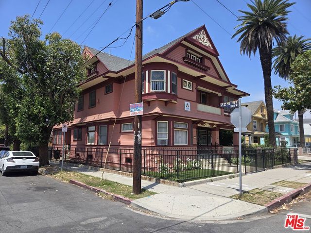 2119 S Union Avenue, Los Angeles, CA 90007