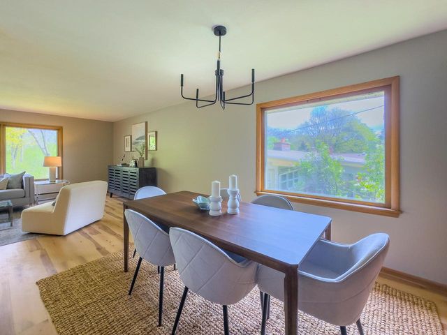 10731 W Keefe AVENUE, Wauwatosa, WI 53222