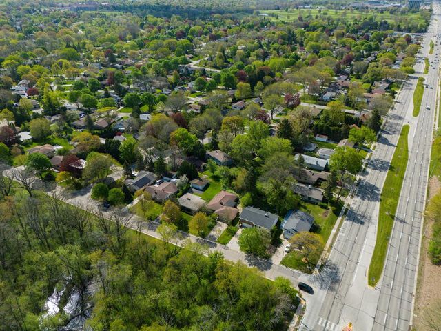 10731 W Keefe AVENUE, Wauwatosa, WI 53222