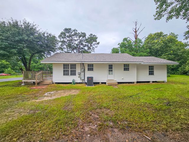 1012 Mc Arthur St, Deridder, LA 70634