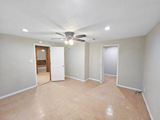 1012 Mc Arthur St, Deridder, LA 70634