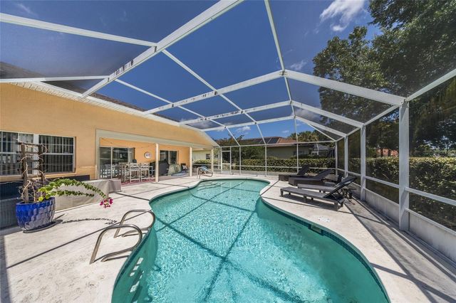 5 FAIRFAX COURT, Palm Coast, FL 32164