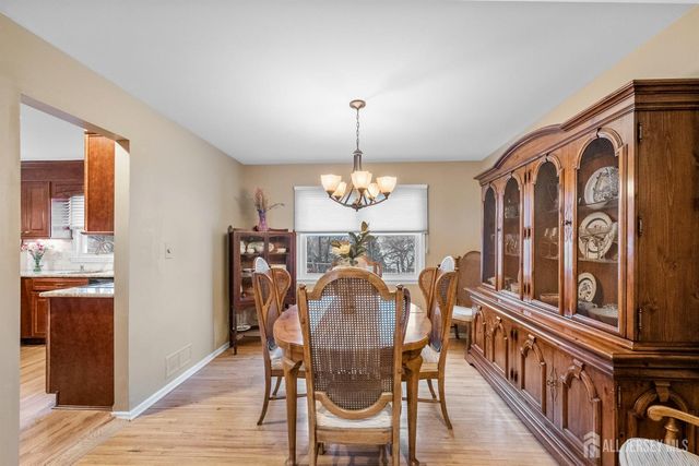 30 Pelham Place, East Brunswick, NJ 08816