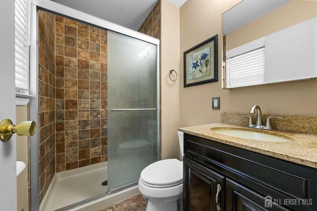 30 Pelham Place, East Brunswick, NJ 08816