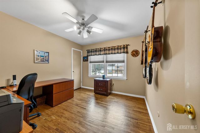 30 Pelham Place, East Brunswick, NJ 08816