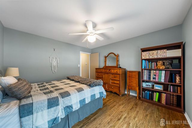 30 Pelham Place, East Brunswick, NJ 08816