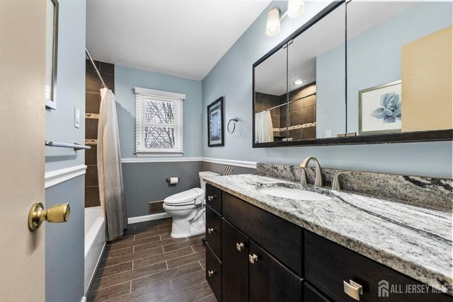 30 Pelham Place, East Brunswick, NJ 08816