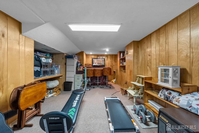 30 Pelham Place, East Brunswick, NJ 08816