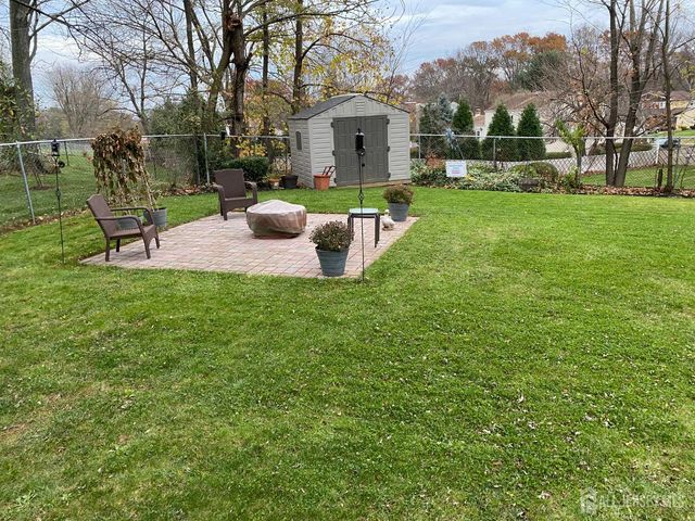 30 Pelham Place, East Brunswick, NJ 08816