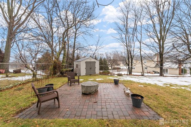 30 Pelham Place, East Brunswick, NJ 08816