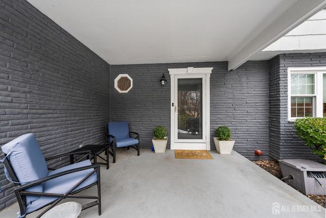 30 Pelham Place, East Brunswick, NJ 08816