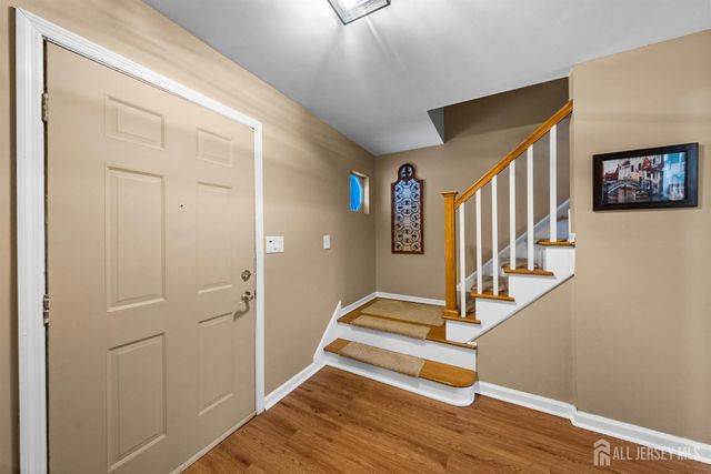 30 Pelham Place, East Brunswick, NJ 08816