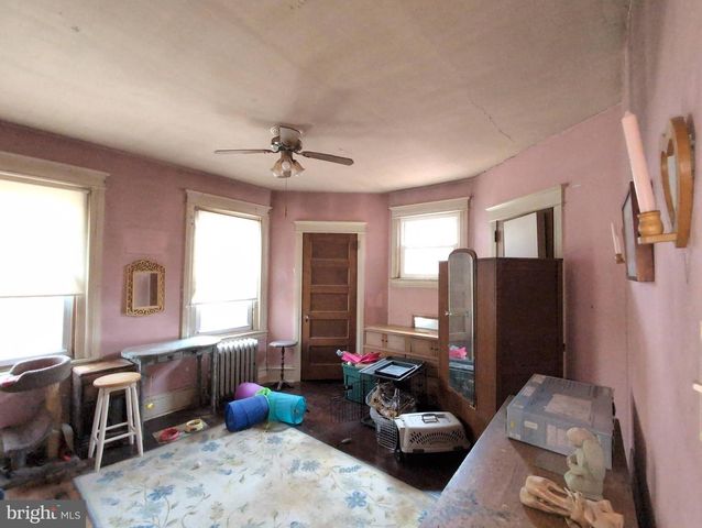 732 STANBRIDGE STREET, Norristown, PA 19401