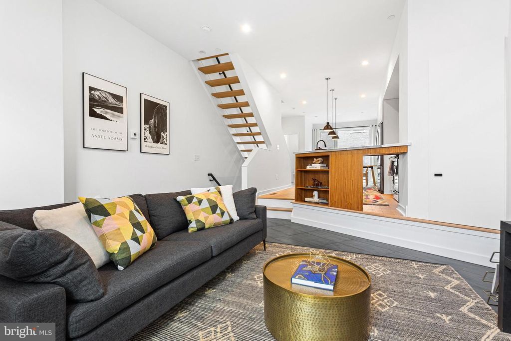 239 KRAMS AVE, Philadelphia, PA 19128