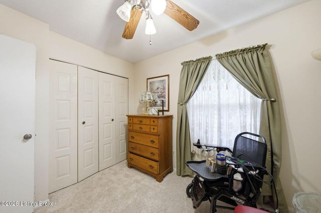 3101 Meadowside Ct, Louisville, KY 40214