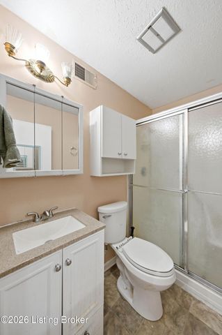 3101 Meadowside Ct, Louisville, KY 40214