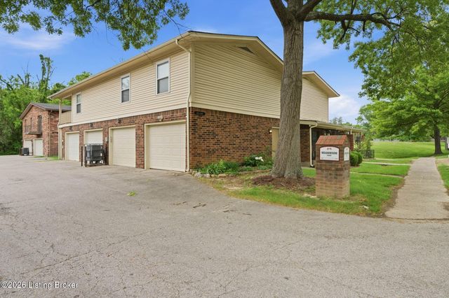 3101 Meadowside Ct, Louisville, KY 40214