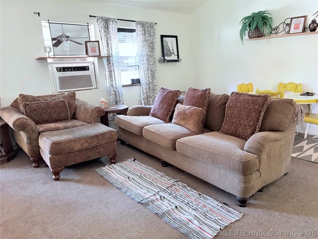 48 Indian Nation Drive, Canadian, OK 74425