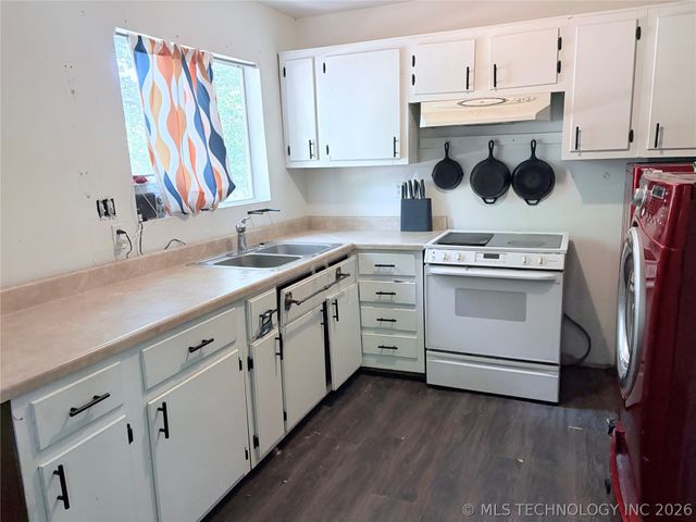 48 Indian Nation Drive, Canadian, OK 74425