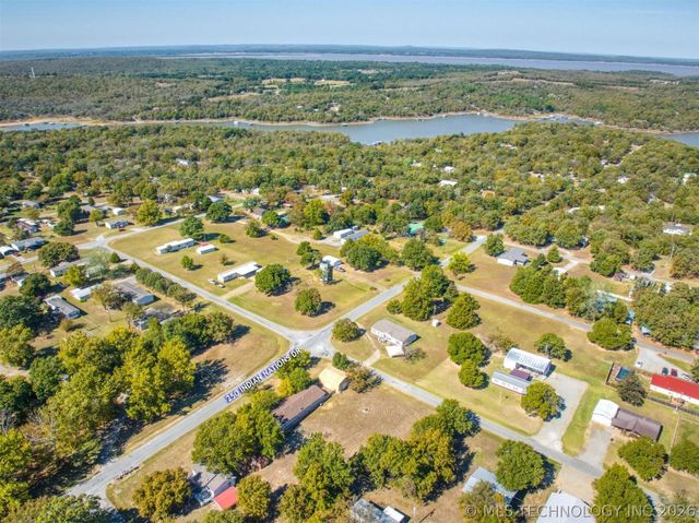48 Indian Nation Drive, Canadian, OK 74425