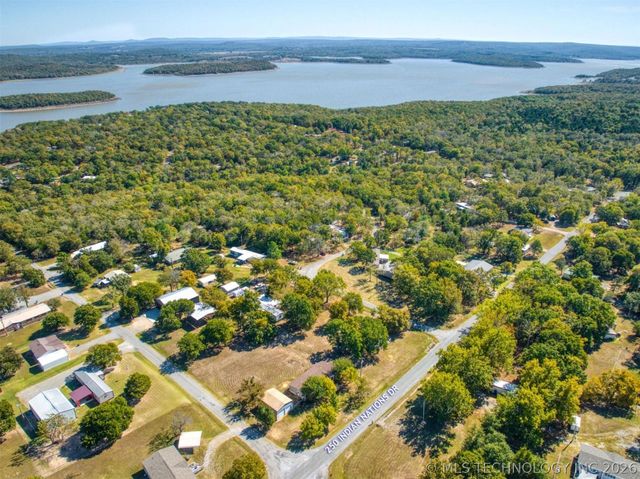 48 Indian Nation Drive, Canadian, OK 74425