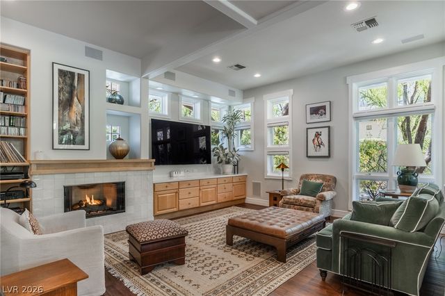 1908 Soaring Court, Las Vegas, NV 89134