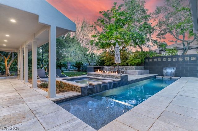 1908 Soaring Court, Las Vegas, NV 89134